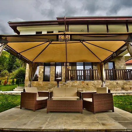 Eta Villa Apriltsi (Lovech)
