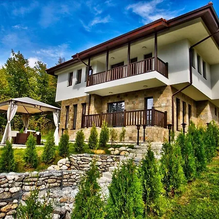 Eta Villa