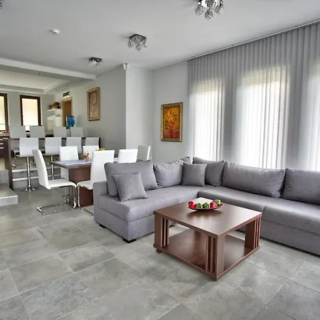 Eta Villa *
