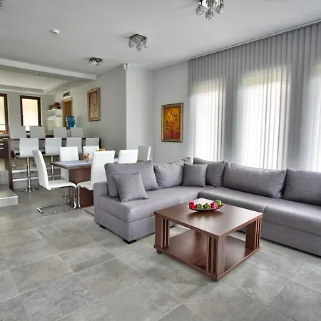 Eta Villa *